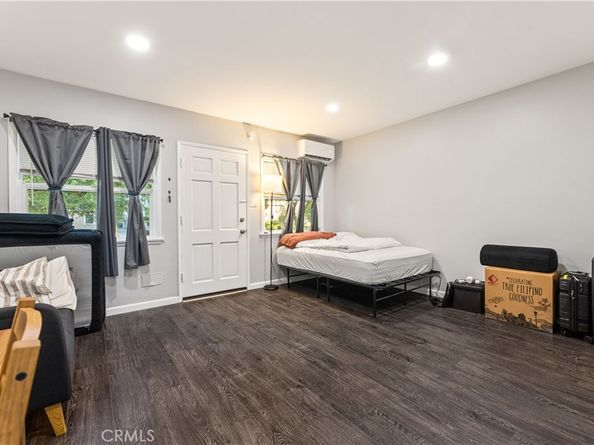 1717 E Chevy Chase, Glendale CA 91206