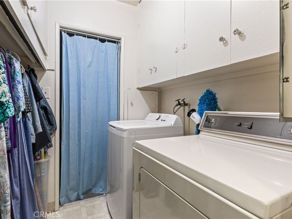 1717 E Chevy Chase, Glendale CA 91206