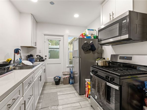 1717 E Chevy Chase, Glendale CA 91206