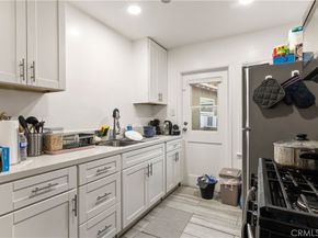 1717 E Chevy Chase, Glendale CA 91206