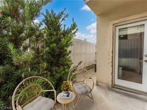 785 S Marengo 2, Pasadena CA 91106