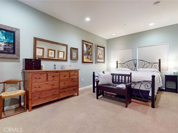 4821 Bakman Avenue 405, North Hollywood CA 91601