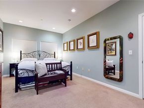 4821 Bakman Avenue 405, North Hollywood CA 91601