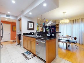 4821 Bakman Avenue 405, North Hollywood CA 91601