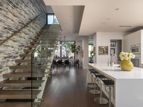 589 Palm Street, San Diego CA 92103