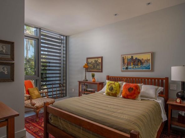 589 Palm Street, San Diego CA 92103