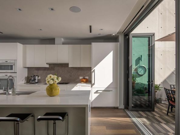 589 Palm Street, San Diego CA 92103