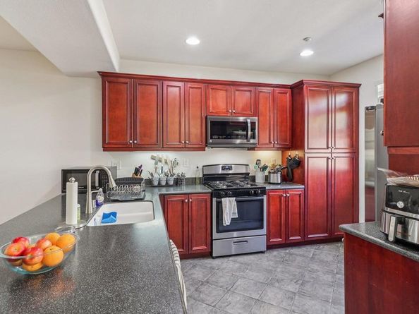 8806 Appleblossom Court 4, Santee CA 92071