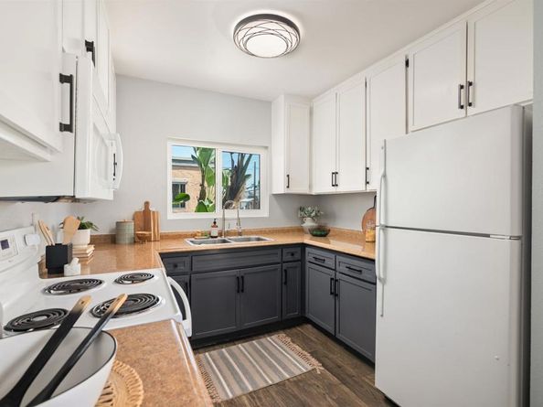 4565 Cleveland Ave 8, San Diego CA 92116