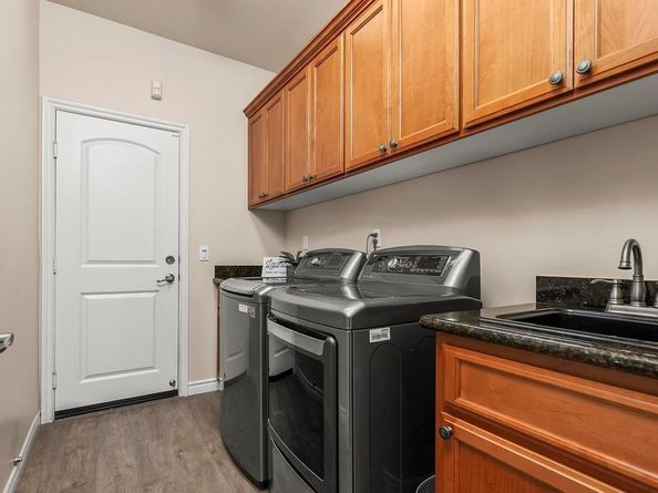 10252 Casa Ct, Santee CA 92071