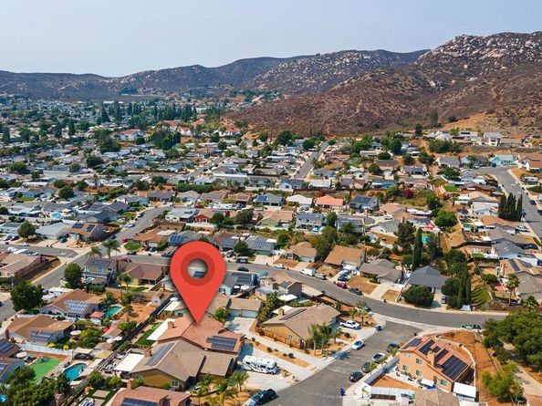 10252 Casa Ct, Santee CA 92071