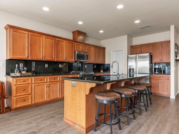 10252 Casa Ct, Santee CA 92071
