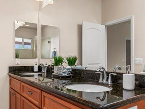 10252 Casa Ct, Santee CA 92071