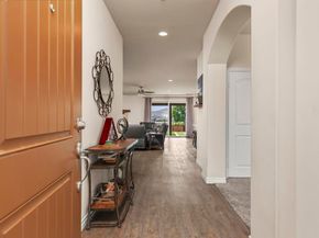 10252 Casa Ct, Santee CA 92071