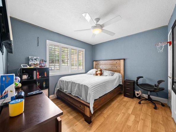 10820 Dutton Drive, La Mesa CA 91941