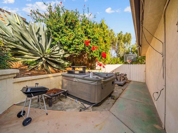 10820 Dutton Drive, La Mesa CA 91941