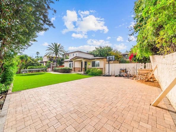 10820 Dutton Drive, La Mesa CA 91941