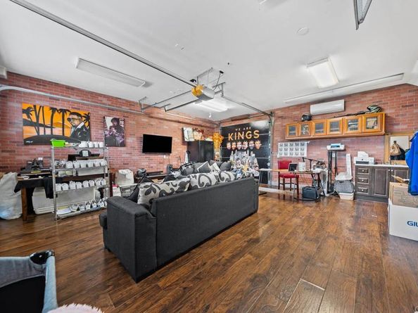 10820 Dutton Drive, La Mesa CA 91941