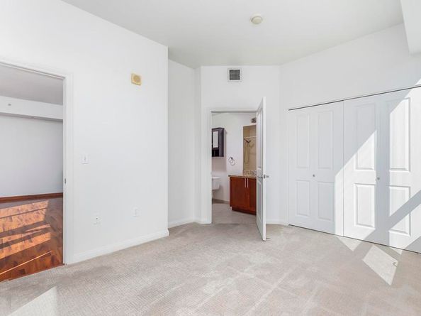 253 10th Ave 325, San Diego CA 92101