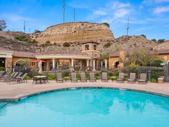 2753 Bellezza, San Diego CA 92108