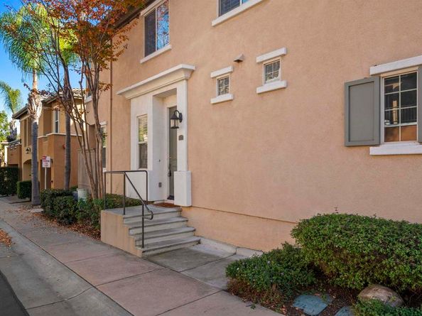 2753 Bellezza, San Diego CA 92108