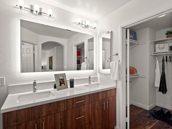 2753 Bellezza, San Diego CA 92108