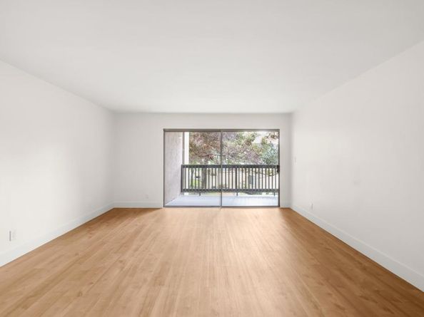 4444 W Point Loma Boulevard 16, San Diego CA 92107