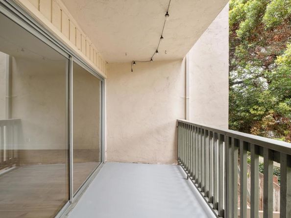 4444 W Point Loma Boulevard 16, San Diego CA 92107