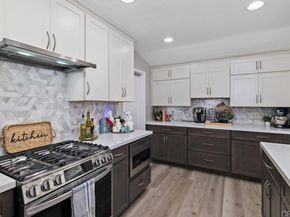 3542 Governor Drive, San Diego CA 92122