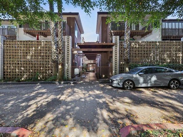 2600 Torrey Pines Road A13, La Jolla CA 92037