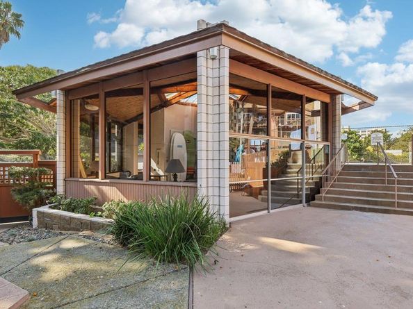 2600 Torrey Pines Road A13, La Jolla CA 92037