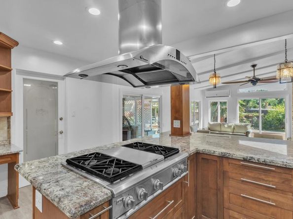 12405 Royal Rd, El Cajon CA 92021
