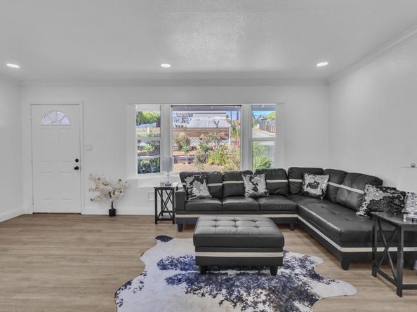 12405 Royal Rd, El Cajon CA 92021