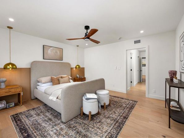 4252 Don Jose Dr, Los Angeles CA 90008