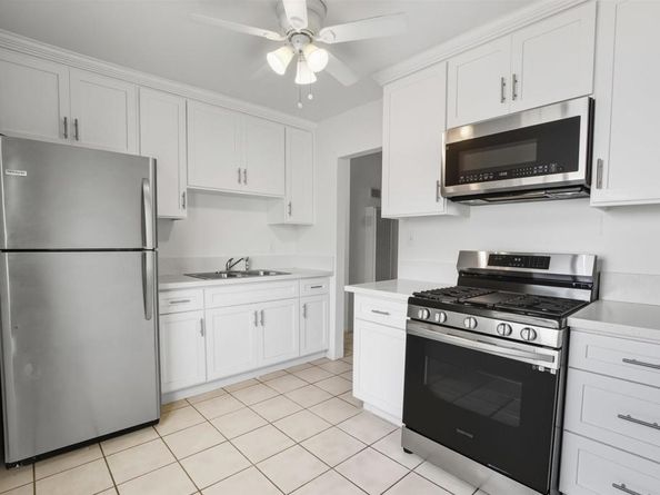 165 20th Street, San Diego CA 92102