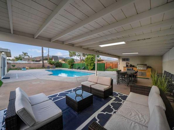 9903 Lindo Lake Place, Lakeside CA 92040