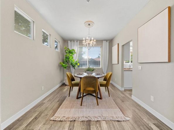 2435 Bear Rock, Escondido CA 92026