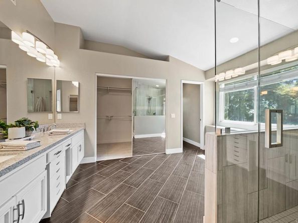 2435 Bear Rock, Escondido CA 92026