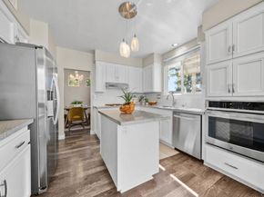2435 Bear Rock, Escondido CA 92026