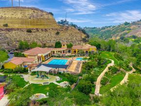 2642 Bellezza Drive, San Diego CA 92108