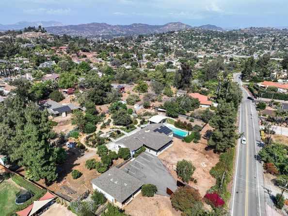 12218 Fuerte dr, El Cajon CA 92020