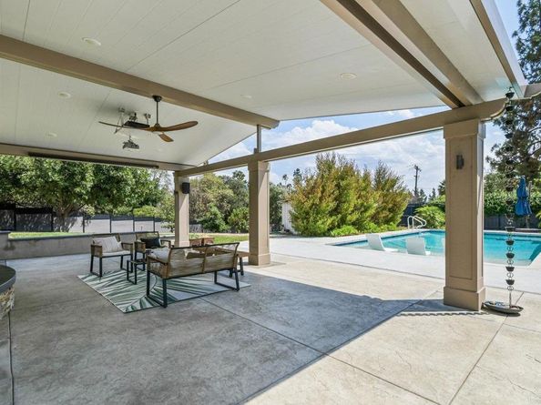 12218 Fuerte dr, El Cajon CA 92020