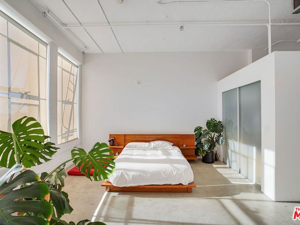 315 E 8th Street 505, Los Angeles CA 90014