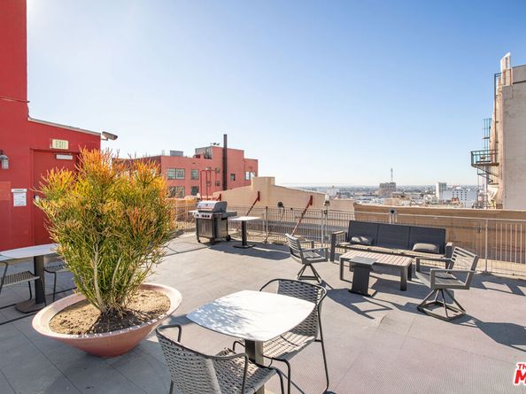 315 E 8th Street 505, Los Angeles CA 90014