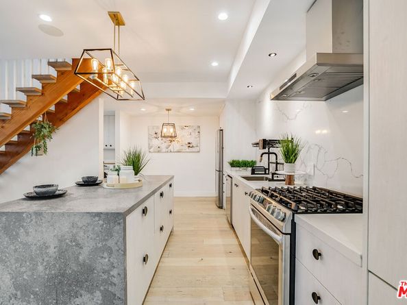 2111 Glendon Avenue, Los Angeles CA 90025