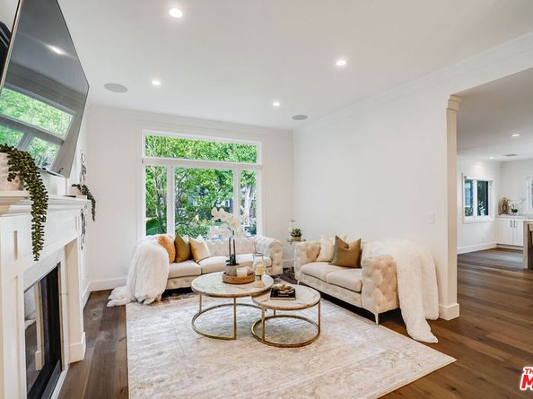 2111 Glendon Avenue, Los Angeles CA 90025