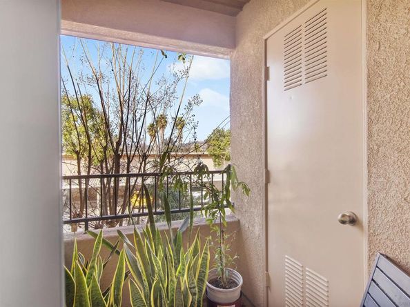 9728 Marilla Dr 611, Lakeside CA 92040