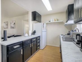 3140 Midway Dr 305, San Diego CA 92110
