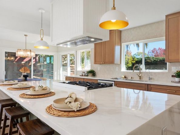 17111 Prado Pl, San Diego CA 92128