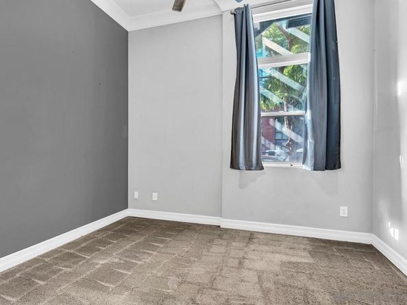 525 11th Avenue 1122, San Diego CA 92101